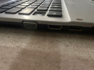 Portátil Samsung Plata i5 8GB RAM