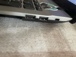 Portátil Samsung Plata i5 8GB RAM