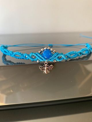 Choker macramè con ape