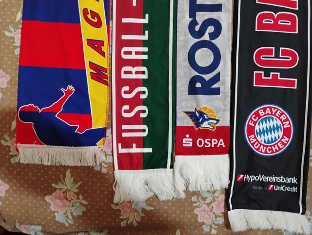 Sciarpe squadre 5 euro tutte insieme 