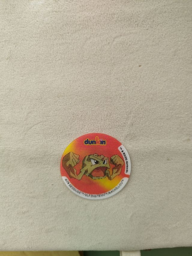 Tazo Dunkin Pokémon Geodude