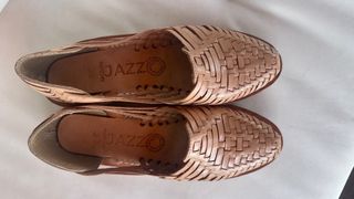 Guarache -zapato de piel trenzado