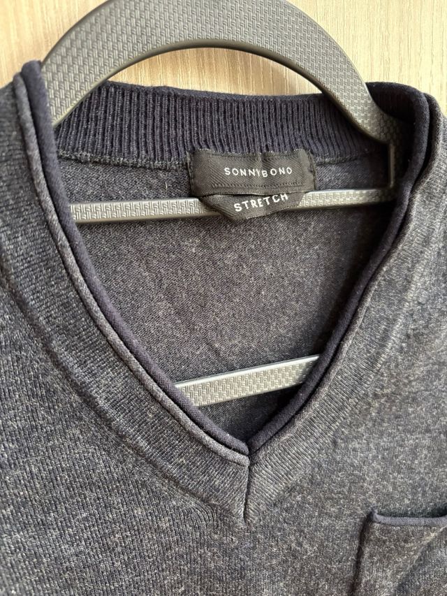 Maglione uomo scollo a V