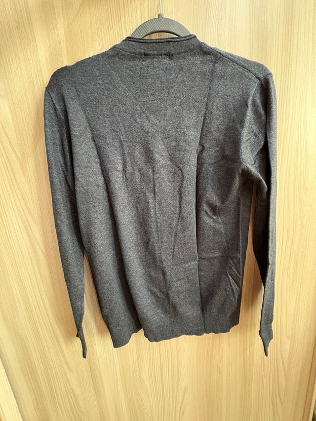 Maglione uomo scollo a V