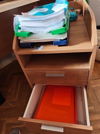 Cajonera de escritorio de madera