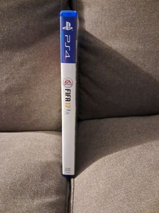 FIFA 17 PS4 (PlayStation 4)