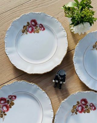 6 platos de postre de porcelana francesa.