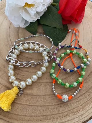 Set braccialetti con perline