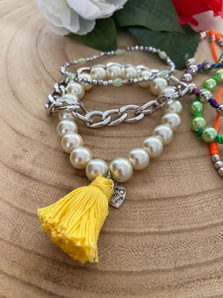 Set braccialetti con perline