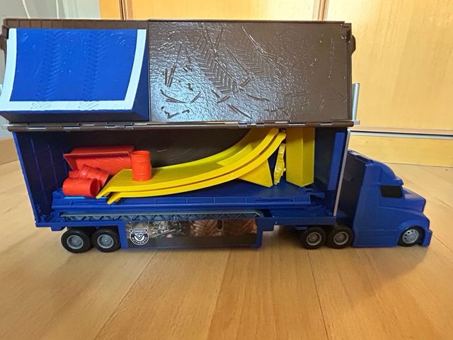 Camión Monster Jam Transformable