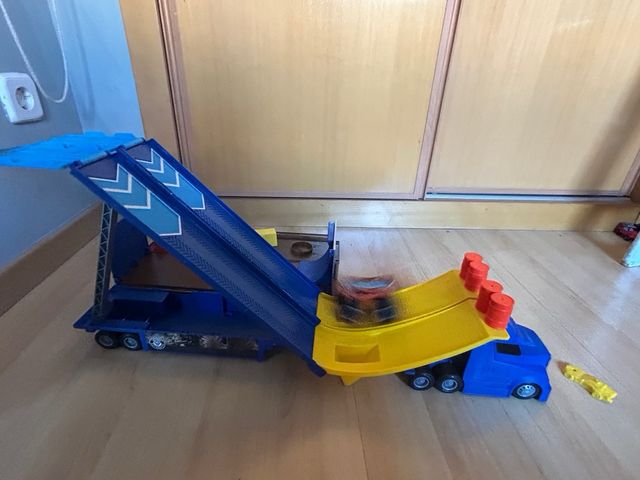 Camión Monster Jam Transformable