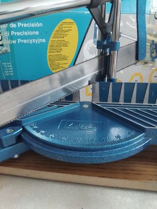 Sierra de cortar en inglete Penedès