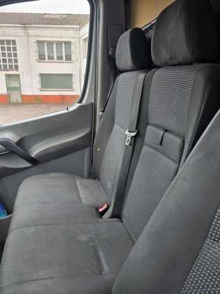 Mercedes-Benz Sprinter 2011