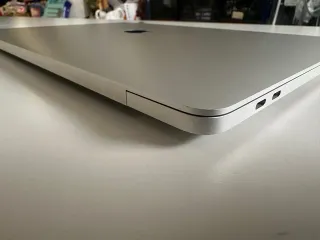 MacBook Pro 19 Plata
