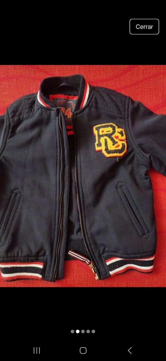 Cazadora niño negra y roja