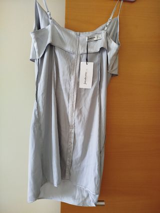 Camisón de satén gris