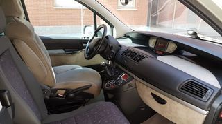 Peugeot 807 2008