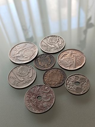 Lote 8 monedas españolas Franco 