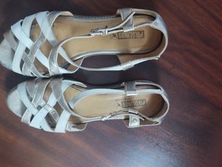 Sandalias Pikolinos plateadas