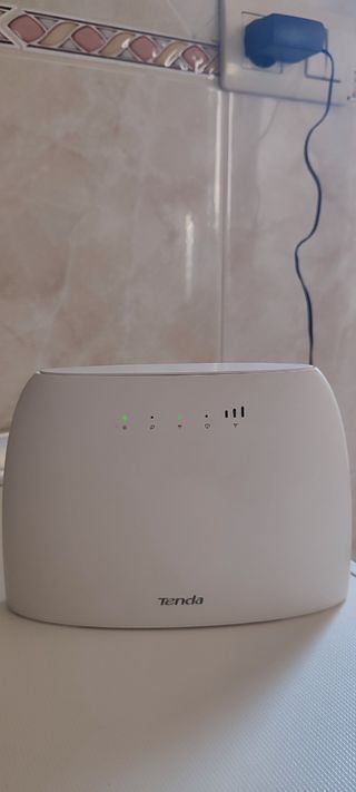 Router Tenda 4G