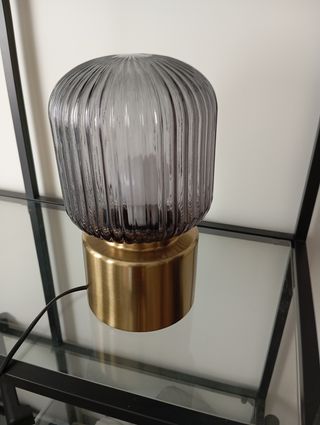 Lámpara de mesa SOLKLINT IKEA