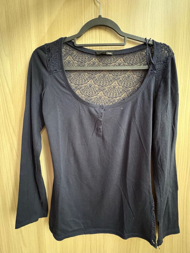 Maglia con schiena in pizzo