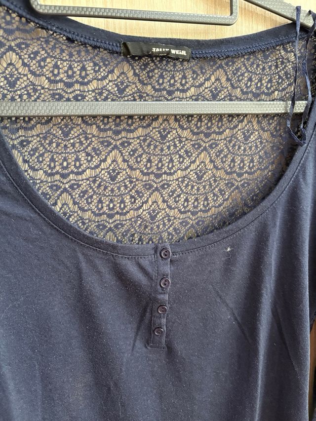 Maglia con schiena in pizzo