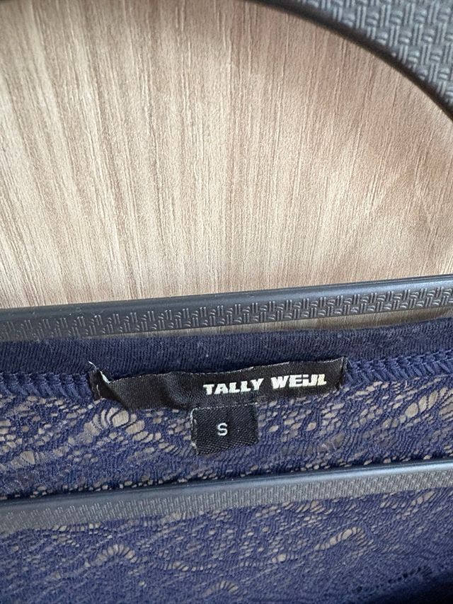 Maglia con schiena in pizzo