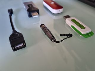 chiavette USB e lettori di schede 