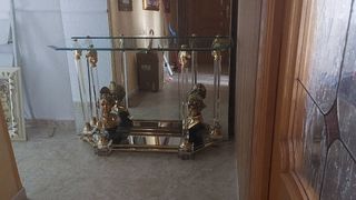 Aparador y mesa de entrada de cristal