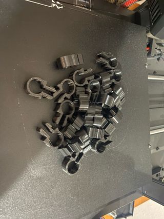 Organizadores de cables para perfiles de aluminio