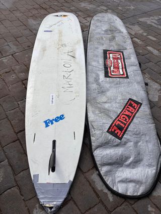 Tabla de surf longboard 9'4 pies. Marca BIC. 