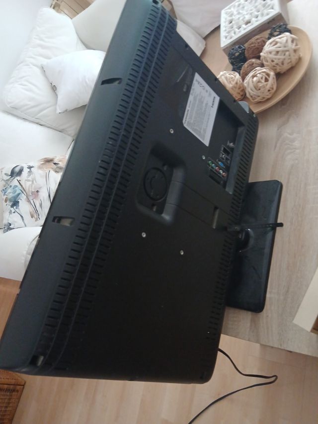 Televisión Thomson 26HS3246C Negra