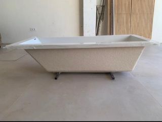 Bañera exenta blanca