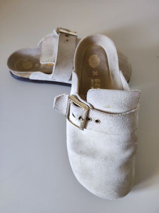 Zuecos Genuins Beige topo, Talla 36