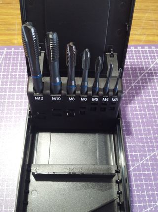 Juego de machos de roscar EXACT M3-M12