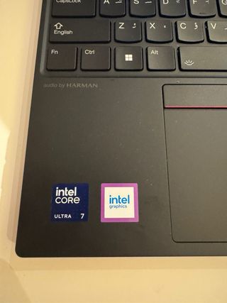 3 ud. Lenovo E16 Thinkpad Negro