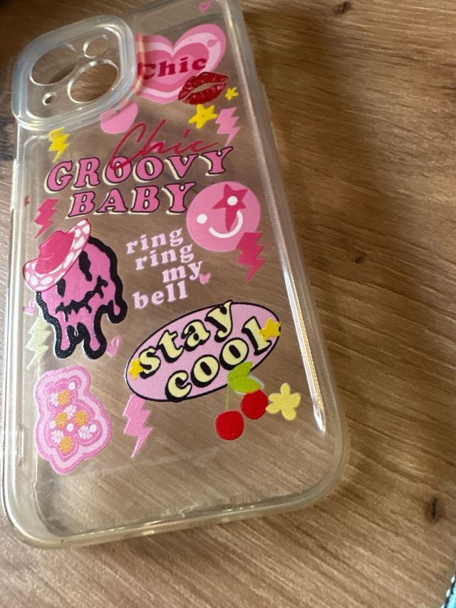 Funda iPhone 15 con Diseño Groovy Baby