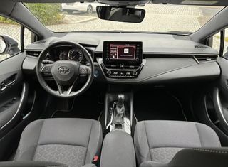 Toyota Corolla Hybrid Business Edition