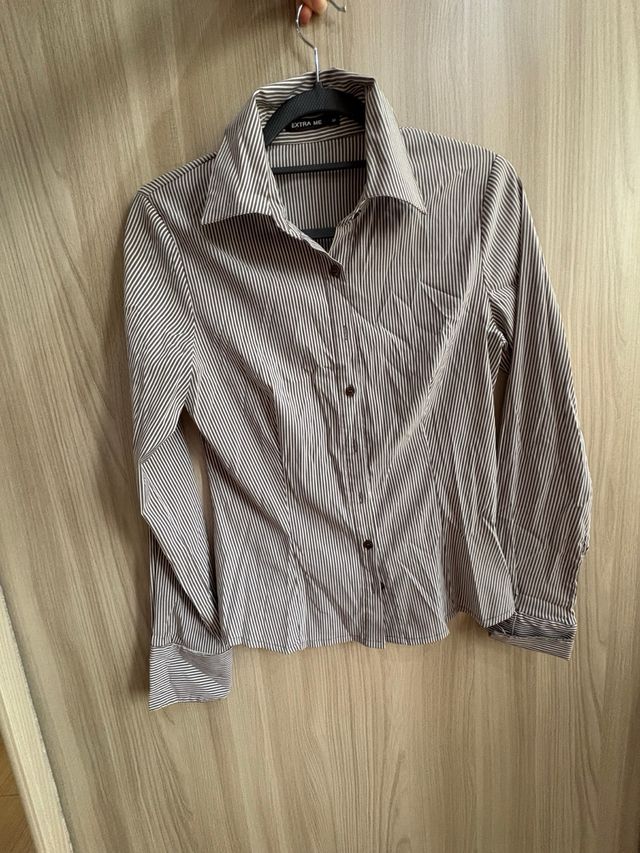 Camicia a righe marrone