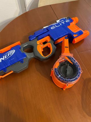 Nerf Hyperfire Elite + 25 dardos extra 
