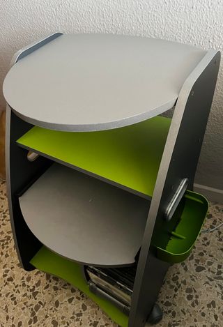 Tavolo da gioco con ruote medie