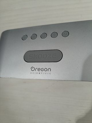 Sveglia Oregon Scientific