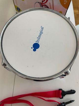 Tambor ItsImagical con baquetas y correa