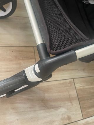 Carrito Bugaboo Fox 2 con capazo y silla