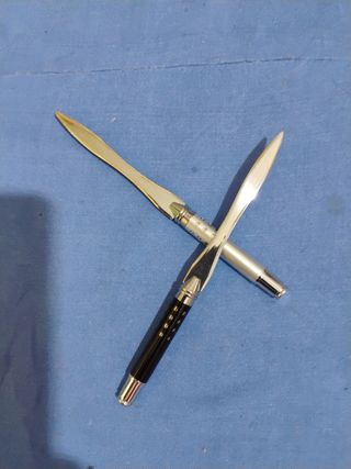 Taglia carte in titanio 5 euro tutte due