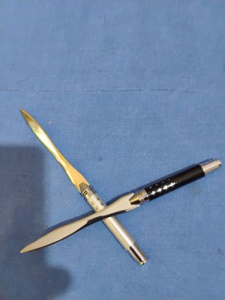 Taglia carte in titanio 5 euro tutte due