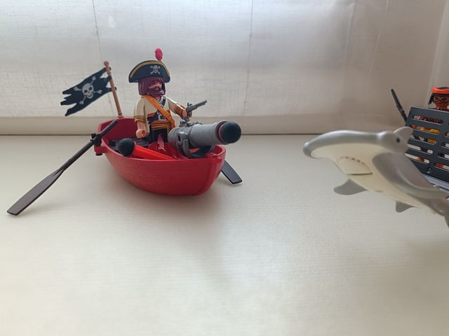 Piratas Playmobil con Barco y Tiburón