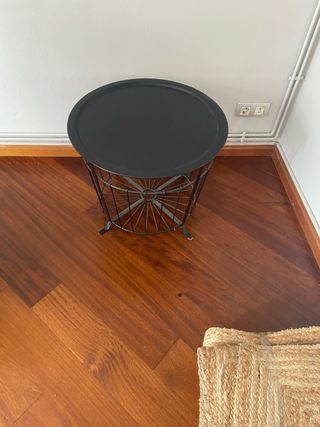 Mesita Auxiliar Negra Ikea, con almacenaje