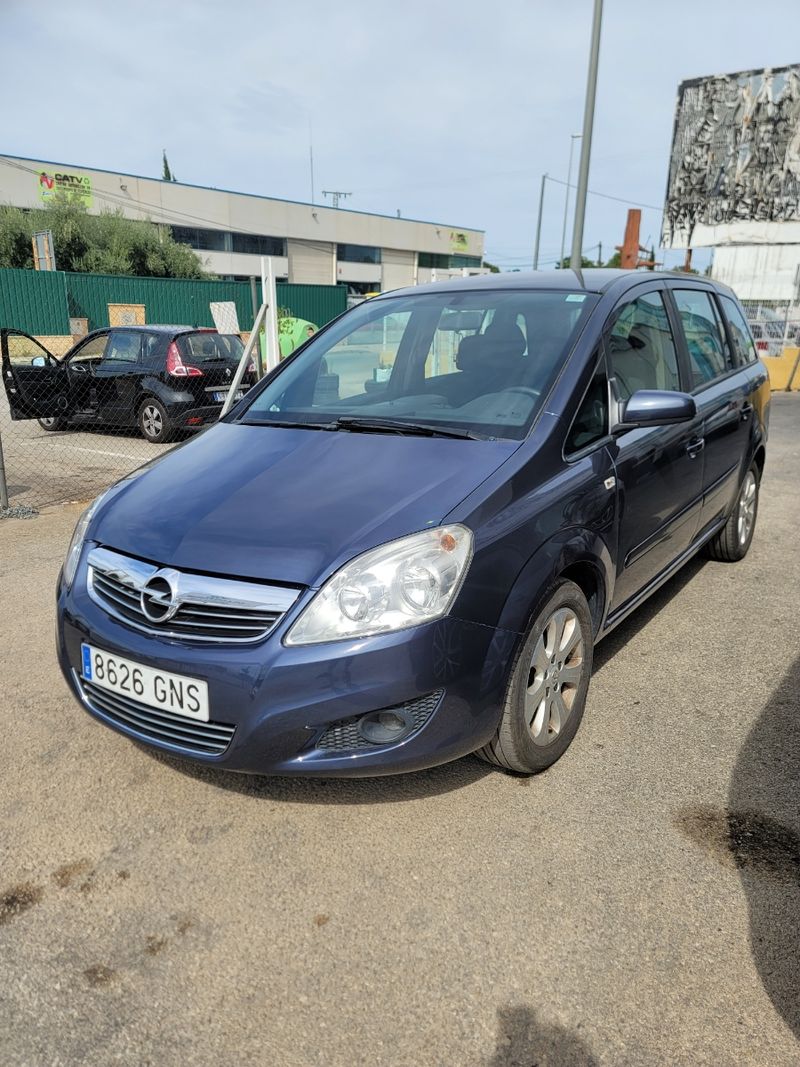 7plazas.familiar.monovolumen.Opel Zafira 2009 - foto 1